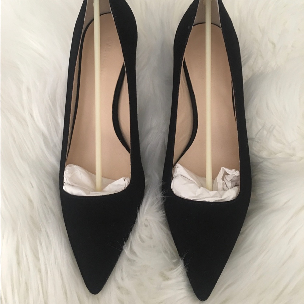❌SOLD❌ Everlane suede heel